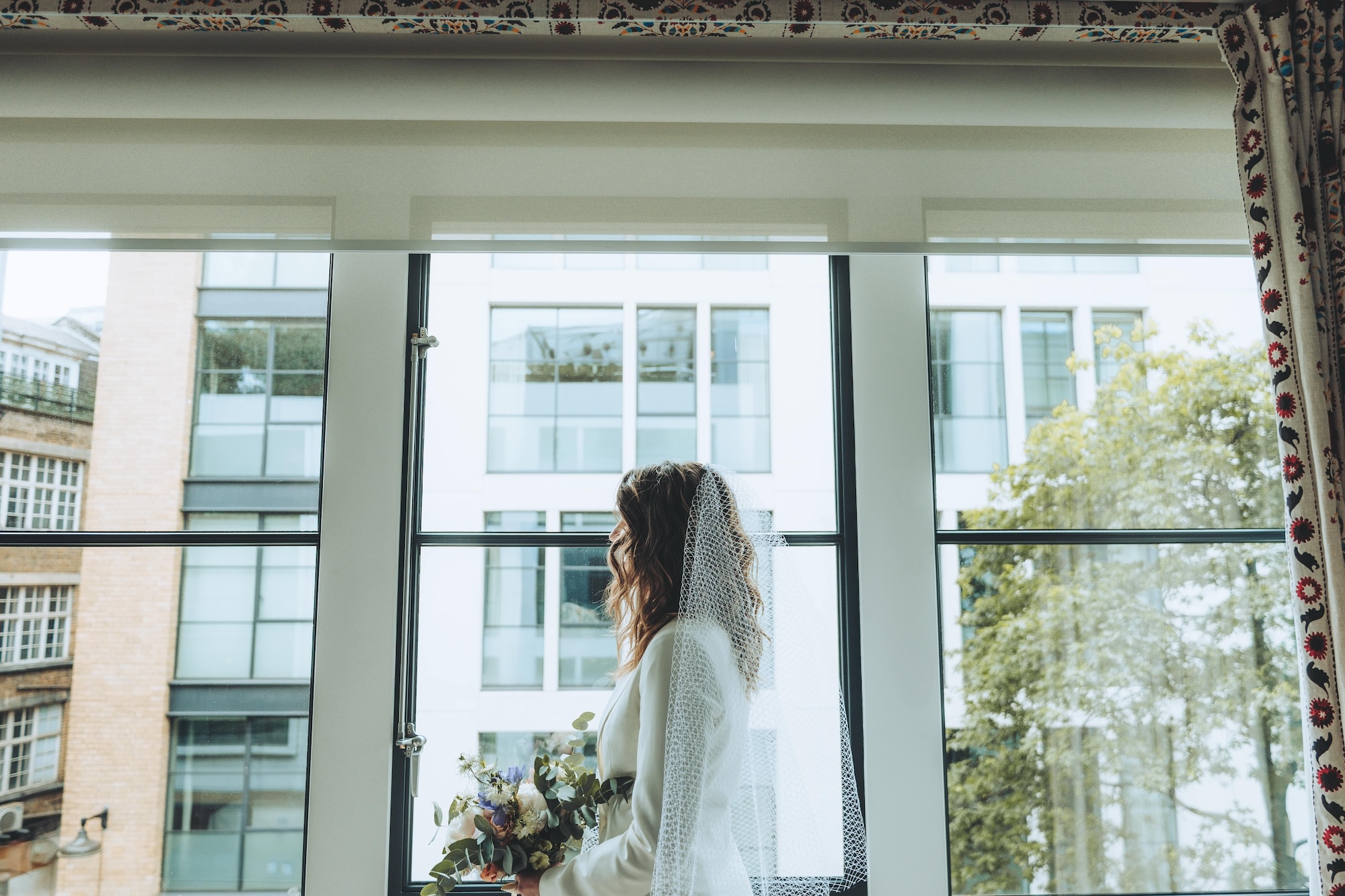 Nicole bridal shot with veil